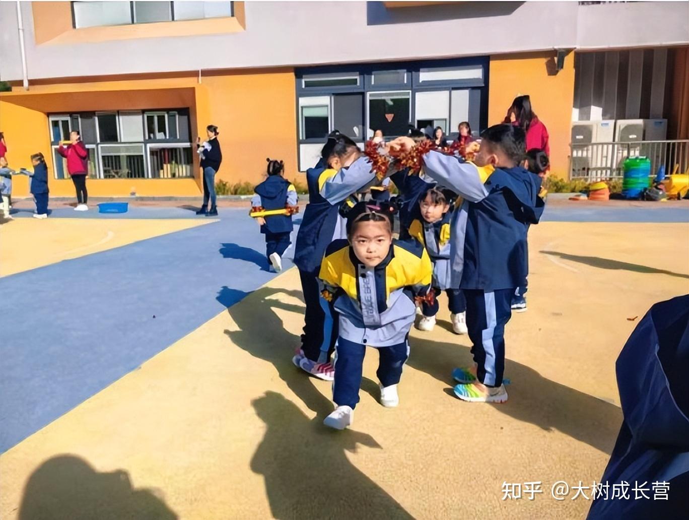 首轮关停潮已来 幼儿园一孩难求 会造成什么影响?