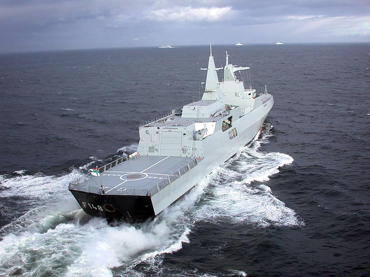 国外有些常规动力的水面舰艇当中,大多取消了锅炉,排气管道和烟囱,?