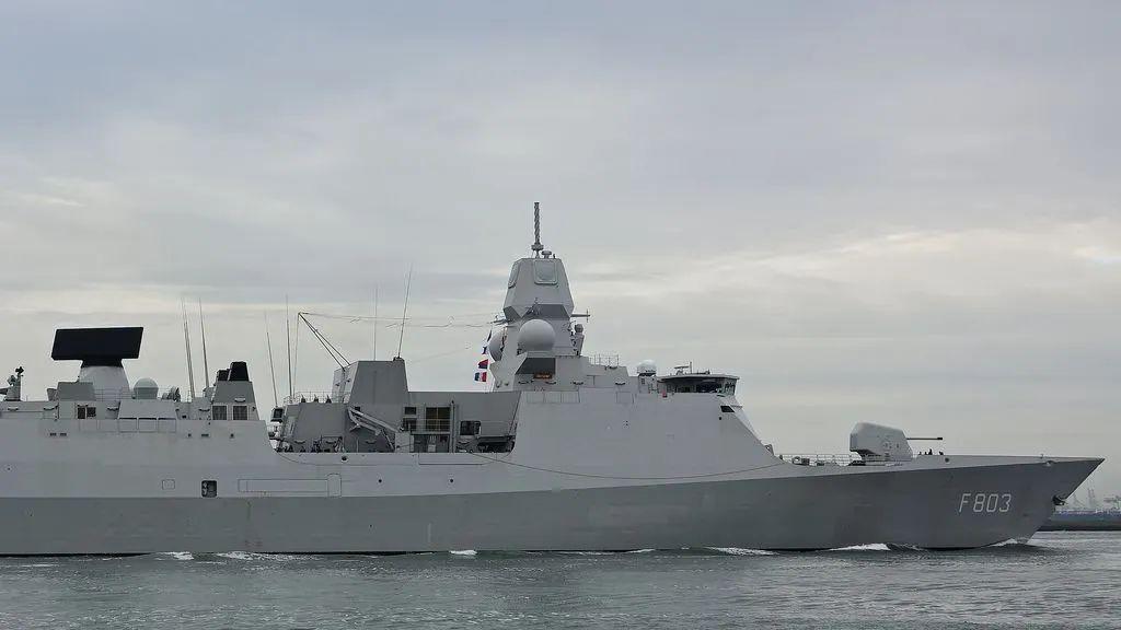 荷兰海军舰载直升机位上海以东挑衅,我国防部发声,如何评价荷方这一