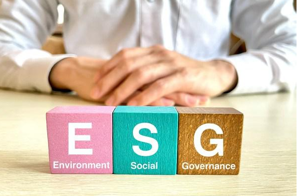 来了就给香港身份 ESG人才缺口有多大 - 知乎