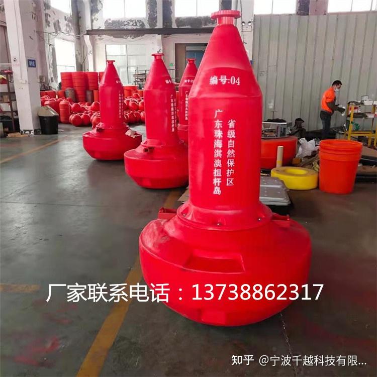 锚或沉石加锚链固定的浮动浮标 - 知乎