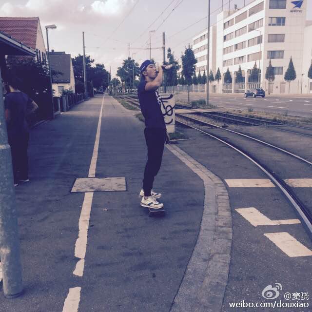 窦骁的美图或搞怪图有哪些?-窦骁帅照