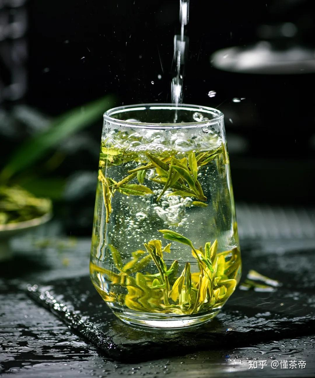 别再什么茶都用开水烫了!六大茶类冲泡水温一文搞懂! - 知乎