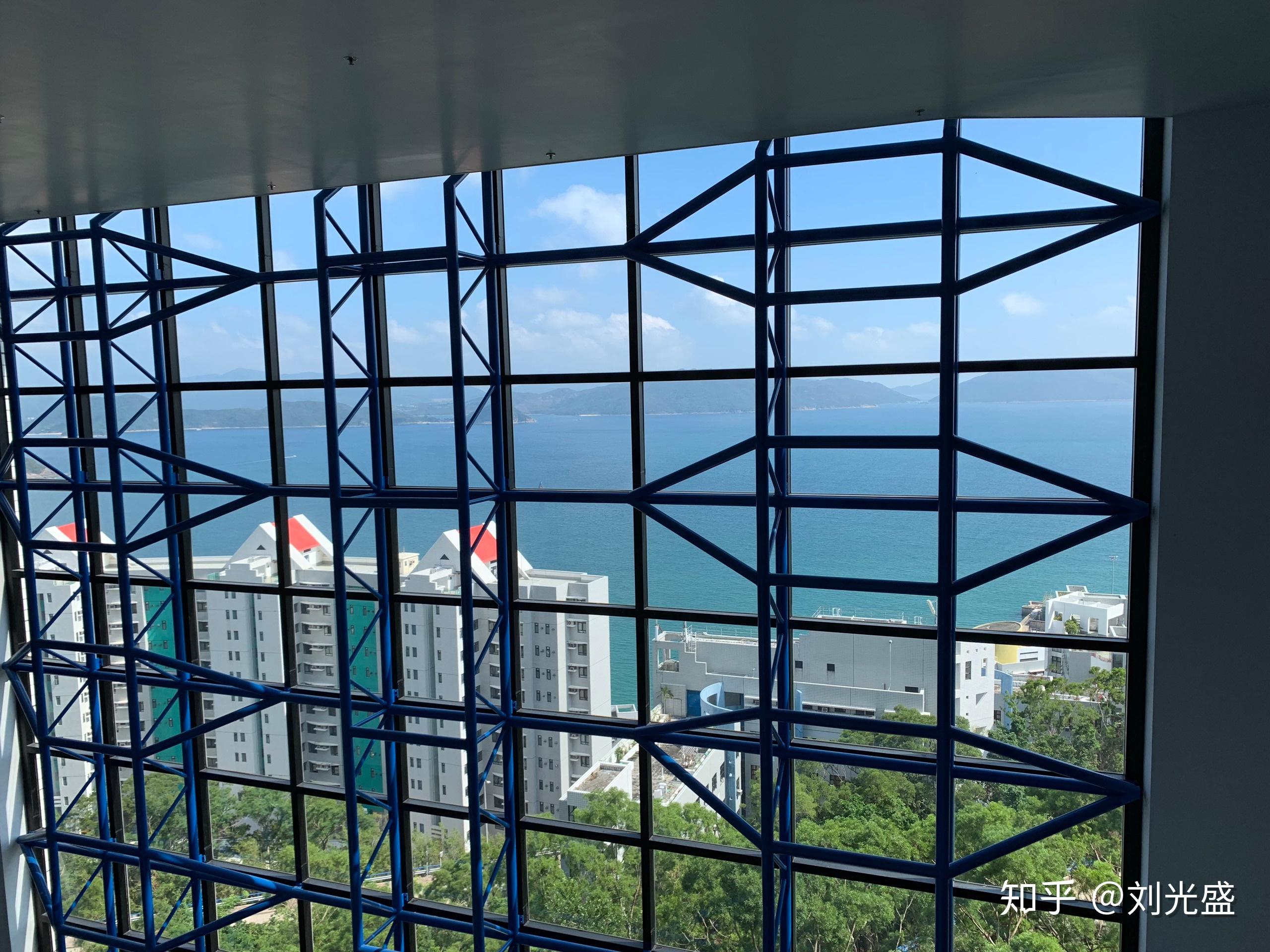 香港科技大学的图书馆或教室环境如何是否适合上自习
