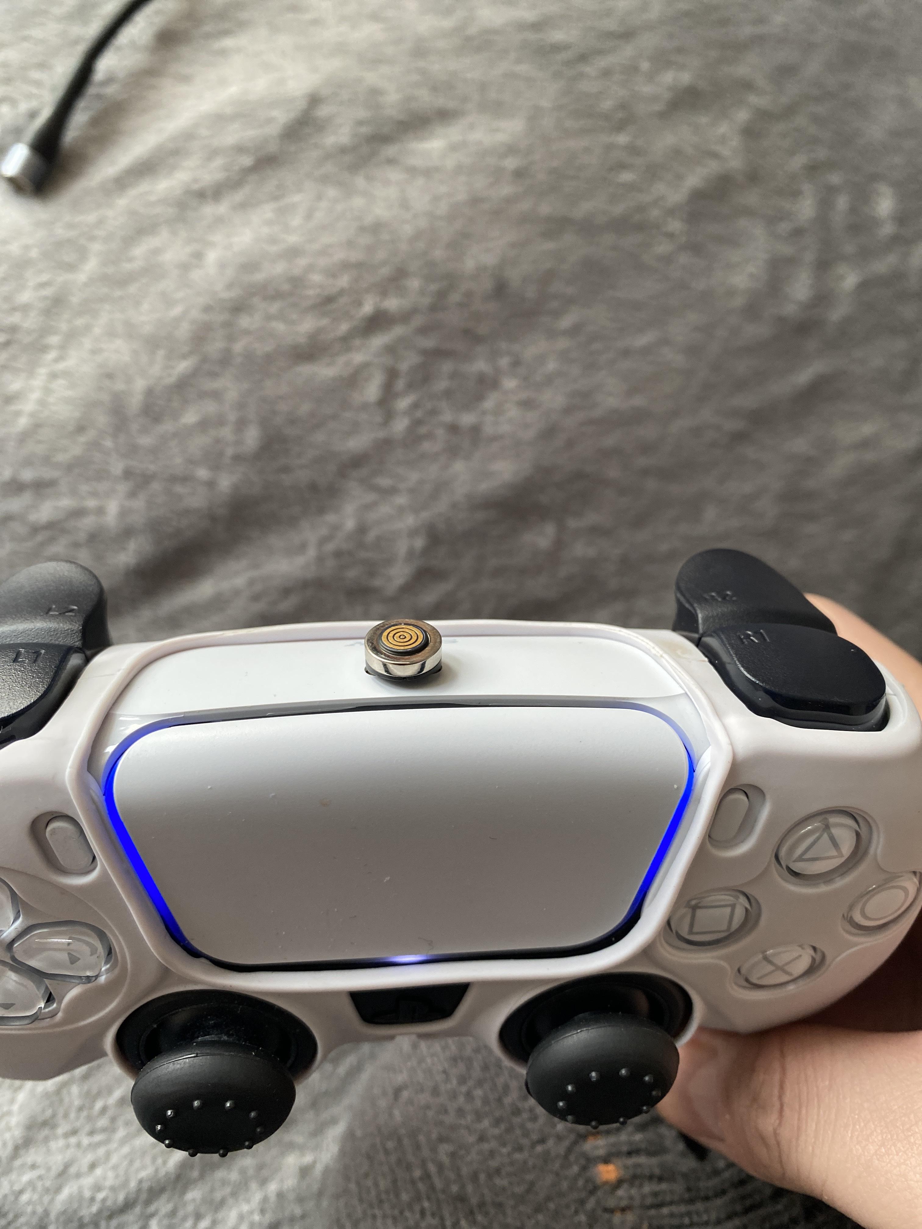 各位的 ps5 手柄可以续航多久? - 知乎