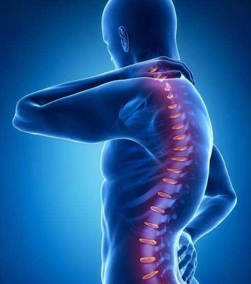 整个脊柱出现骨头疼是什么原因