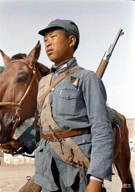 八路軍 野戦服 国民革命軍 弾帯付き　中国軍 中国軍 八路軍 軍服 国民党軍 八路軍 中国軍 戦闘服 セット バンダリア