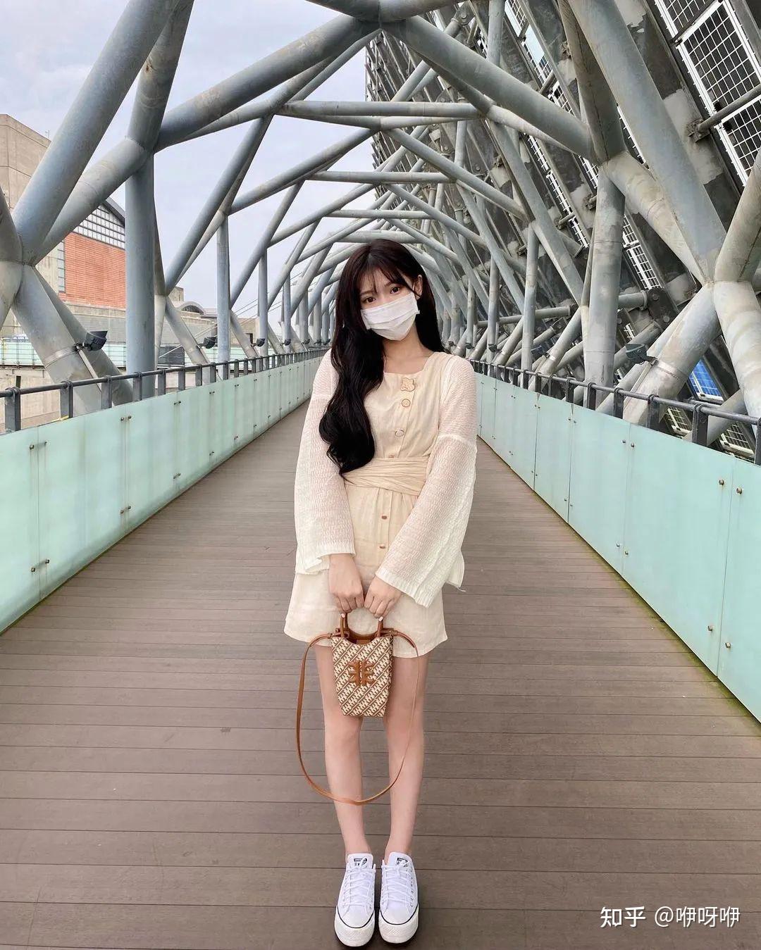 现实中真的有那么漂亮的女孩子吗