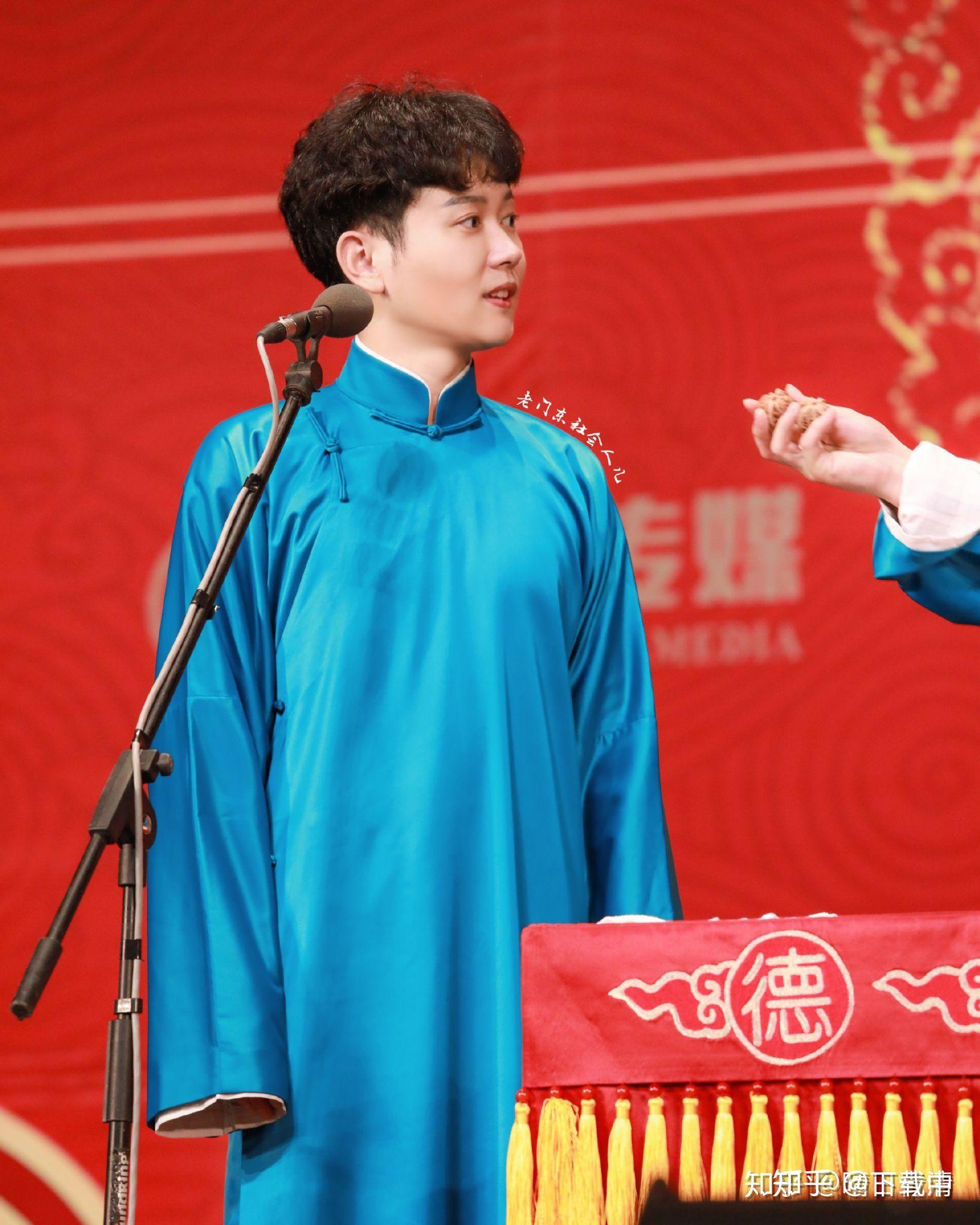 孟鹤堂周九良哪个大褂最好看