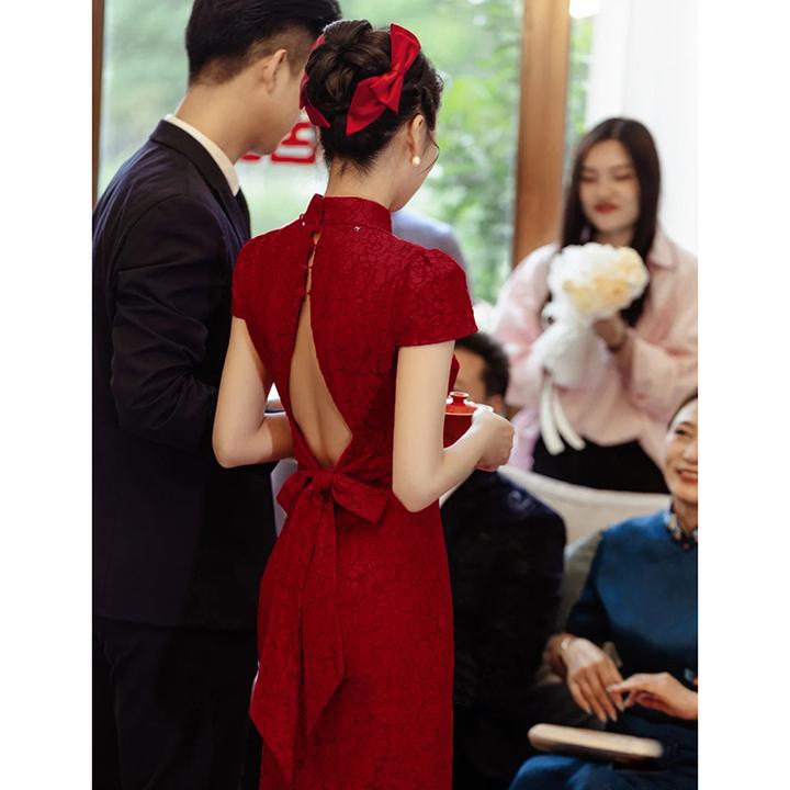 再乱选新娘敬酒服!这些点要注意(附各品牌婚礼敬酒服2024推荐,婚礼敬酒服怎么样?怎么选看这里)