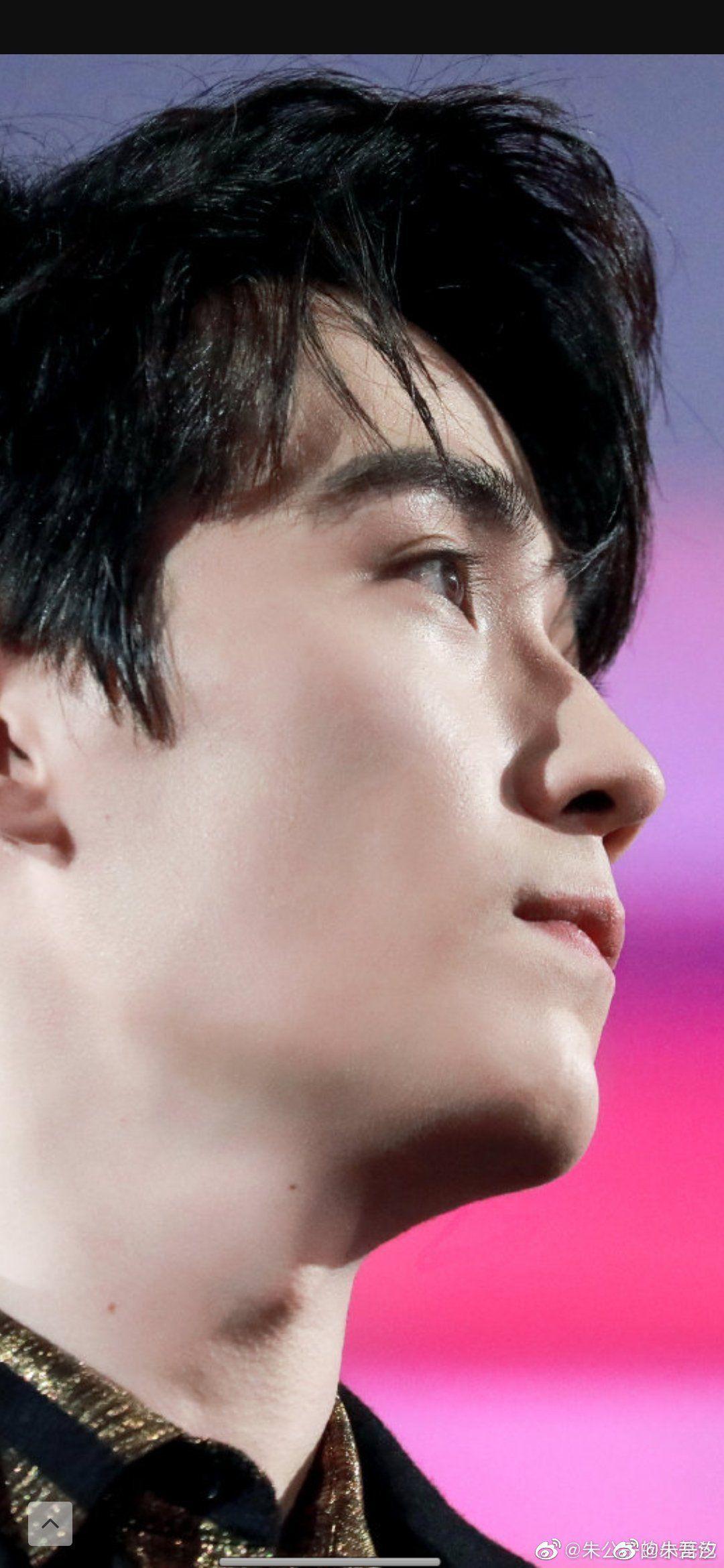 你们见过最好看的男生眉眼长什么样