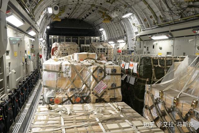 运20机舱内为什么这么窄c17有55米宽呢66吨载重是不是小了些运20是