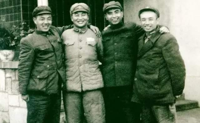他是抗美援朝的王牌军长,授大校军衔,毛主席追加:开除党籍 - 知乎