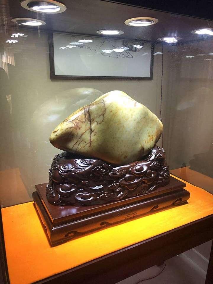 这才是世界上最贵的和田玉!