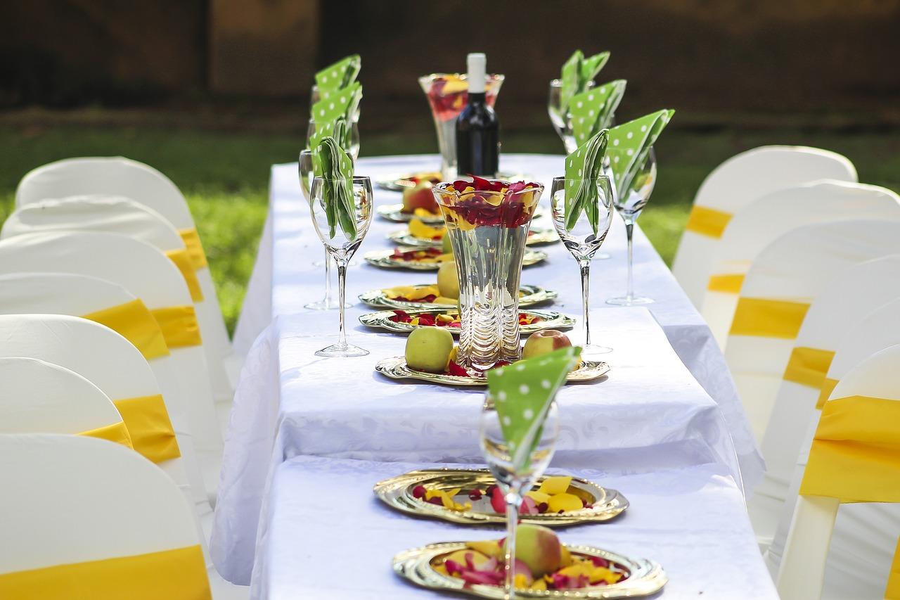 2. 预算范围探讨