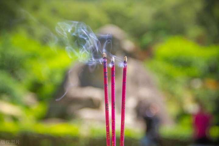 民间有上一炷香的，也有上三炷香的，两者有什么区别？ - 知乎