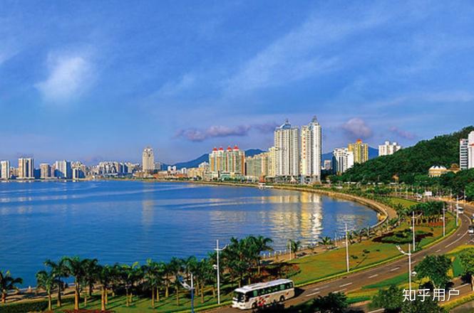 南方城市中适宜生活的沿海县城有哪些