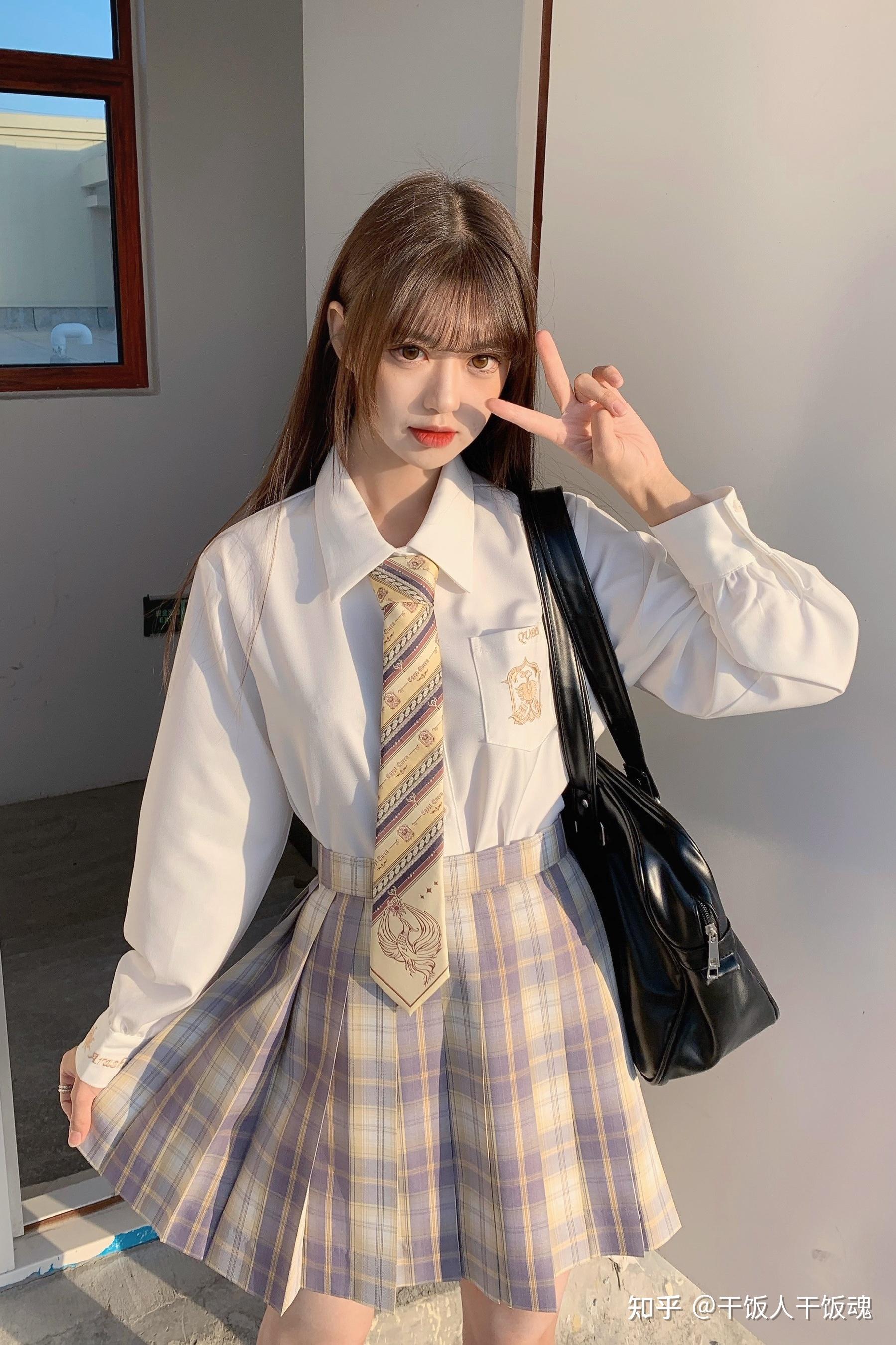 胸大的女生怎么穿jk制服好看