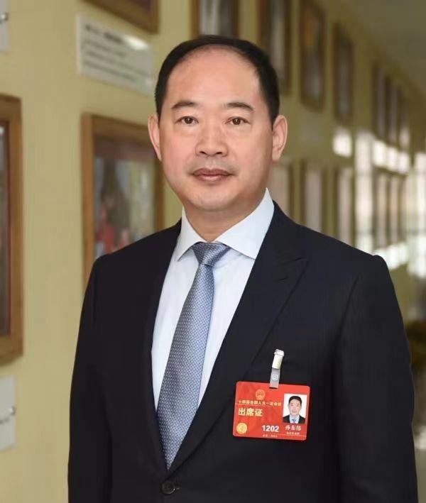 全国人大代表鲁花集团董事长孙东伟在新疆布局花生产业具有重大战略