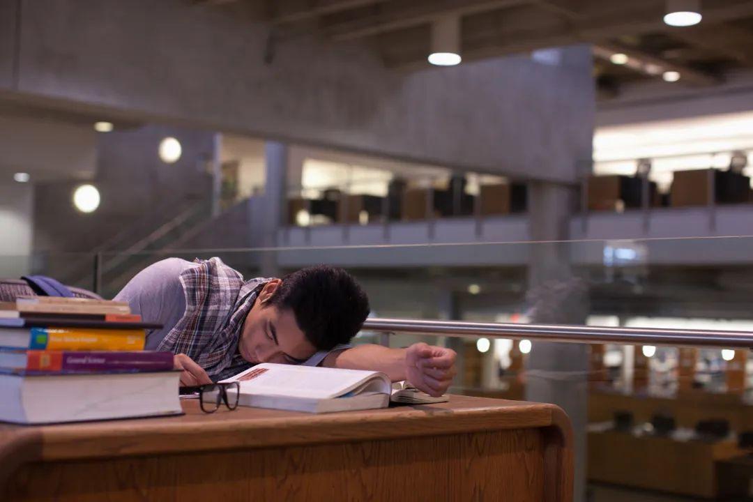 当代大学生是如何被内卷的