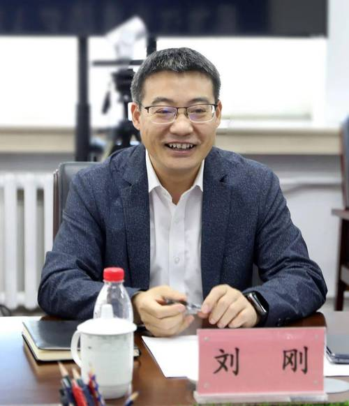 尘埃落定!中国移动集团政企部迎来新接班人刘刚 从黑龙江移动平调 - 知乎