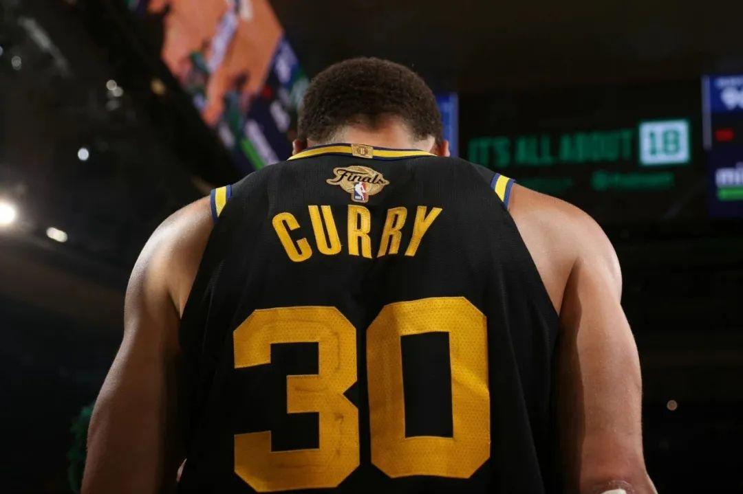 跪求库里的优质图片壁纸头像表情包都可啊啊啊