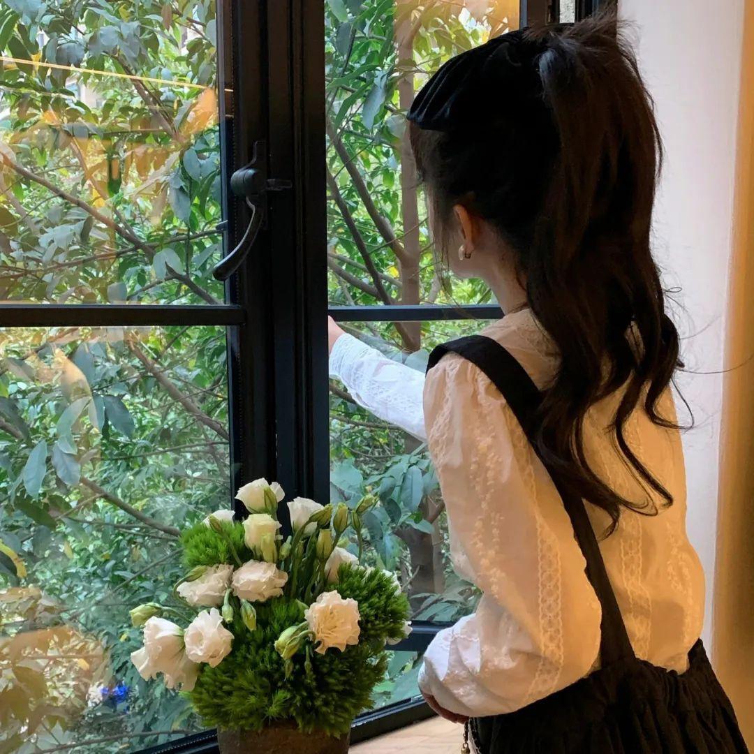 有哪些温柔又惊艳的头像?