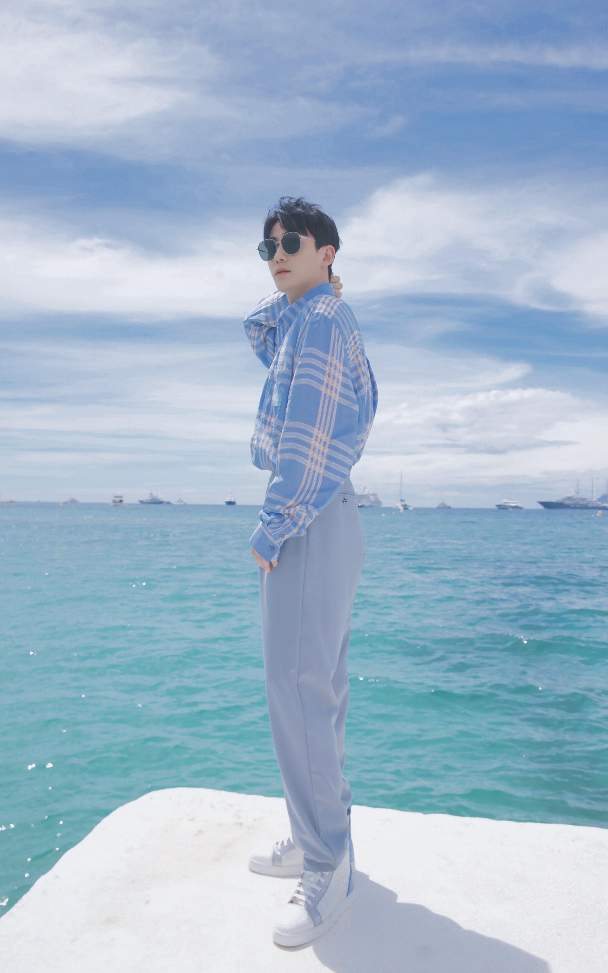 有没有集美分享朱一龙的全身照的图片? - 知乎