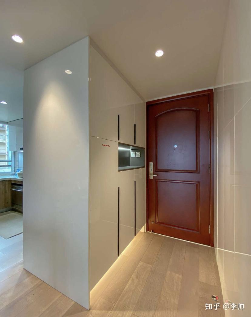 装修新房入户门需不需要更换