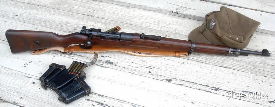 二战时波兰军队的武器装备军事技术是否算当时比较先进的为何却很快