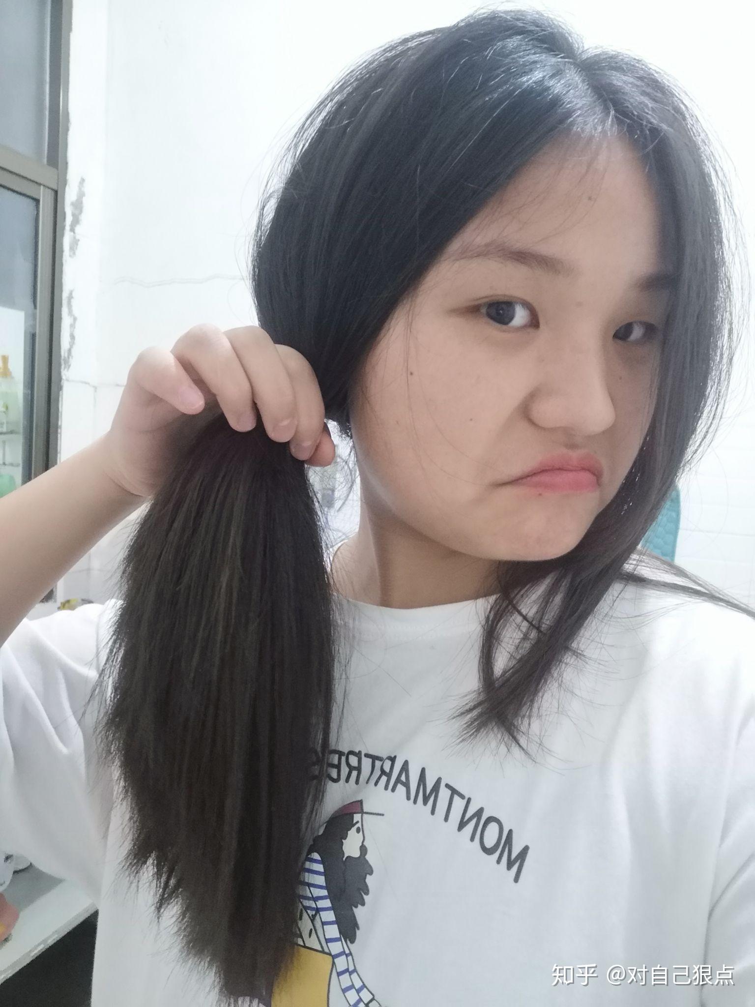 头发超级硬发量巨多的女生适合什么发型