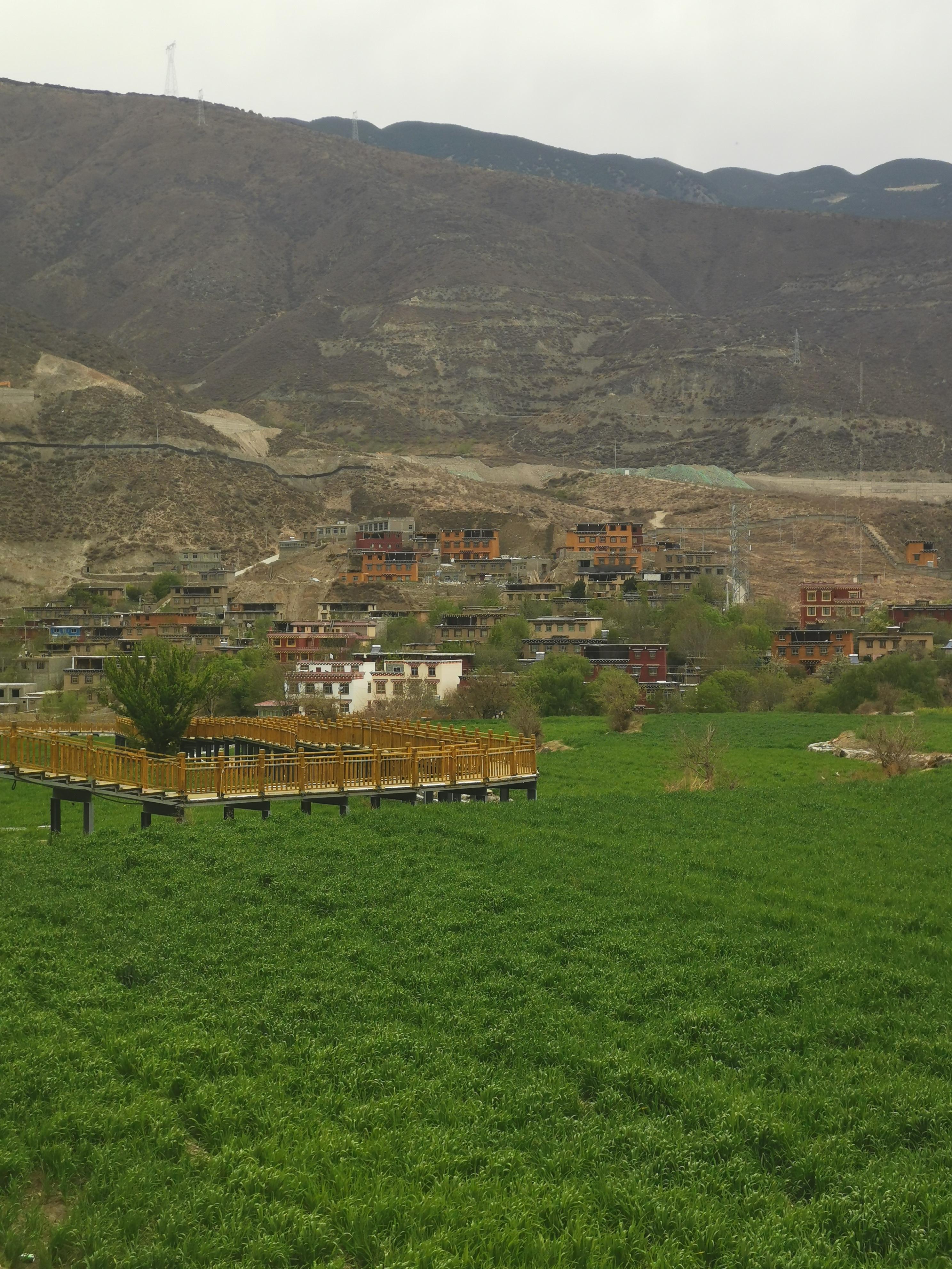 川藏交界地带的巴塘县,一个被进藏游客忽视的地方 - 知乎