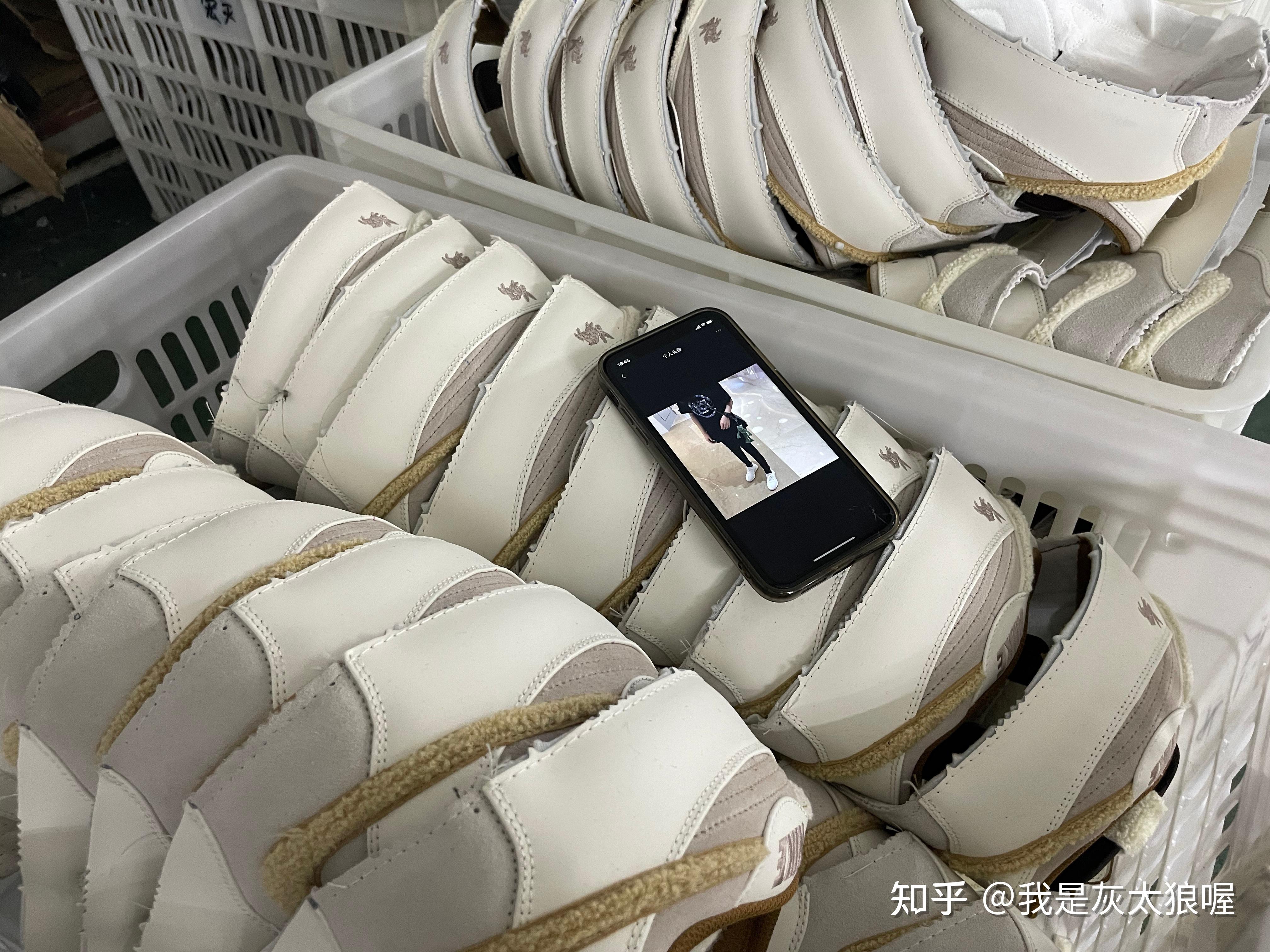 微商卖的鞋子是正品么的简单介绍 微商卖的鞋子是正品么的简单

先容
（微商卖的鞋子是正品吗） 微商