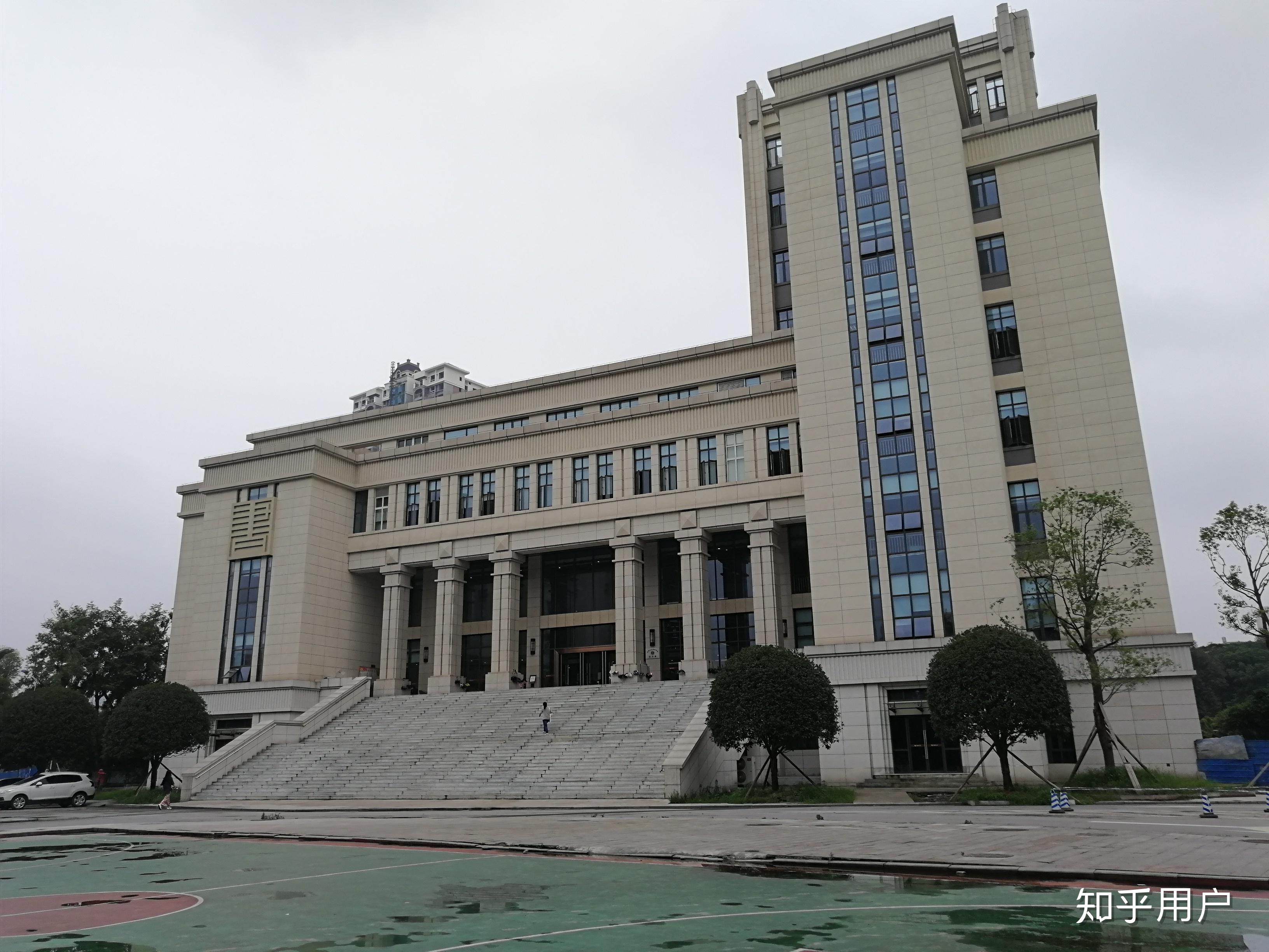 西南大学荣昌校区好不好?