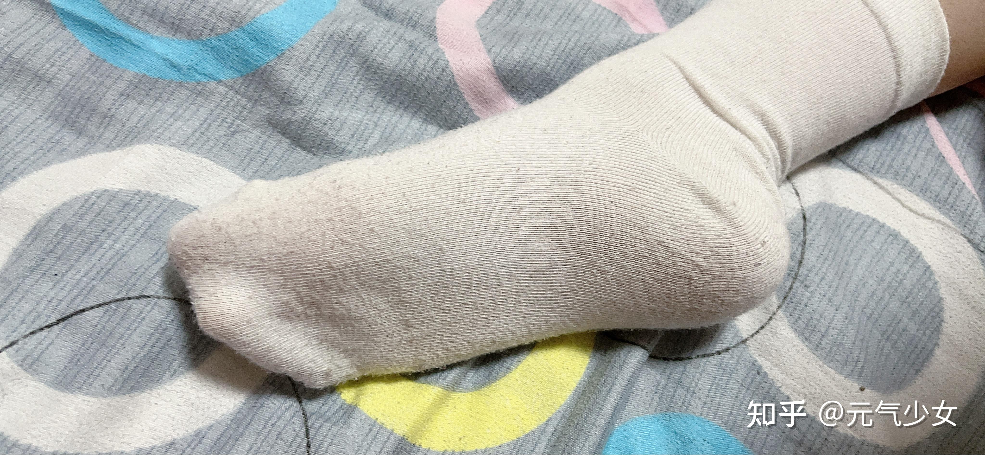 为什么袜子要比衣服脏? - 知乎