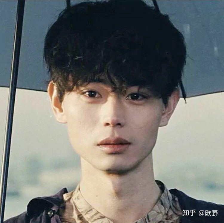 怎么评价菅田将晖的长相