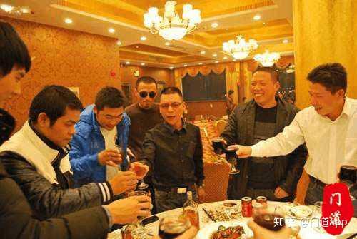 酒桌上的“敬酒礼仪”——你真的了解吗 - 知乎
