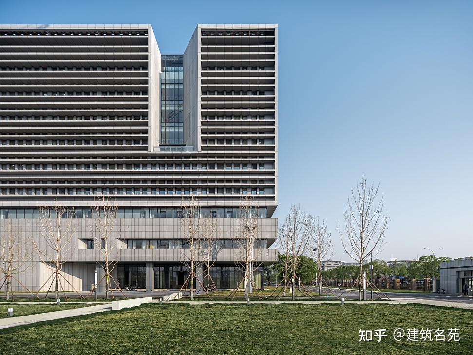 武汉工程大学教育教学综合楼 | 清华大学建筑设计研究院 - 知乎
