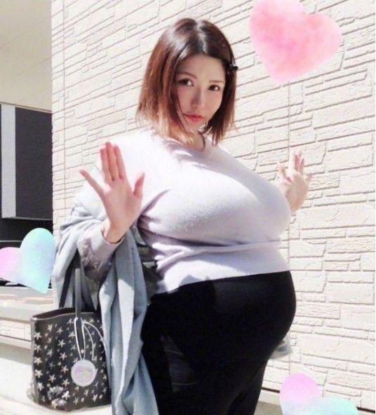 冲田杏梨：从富二代到宅男女神，复出后携新女团再次闪耀娱乐圈！ - 知乎