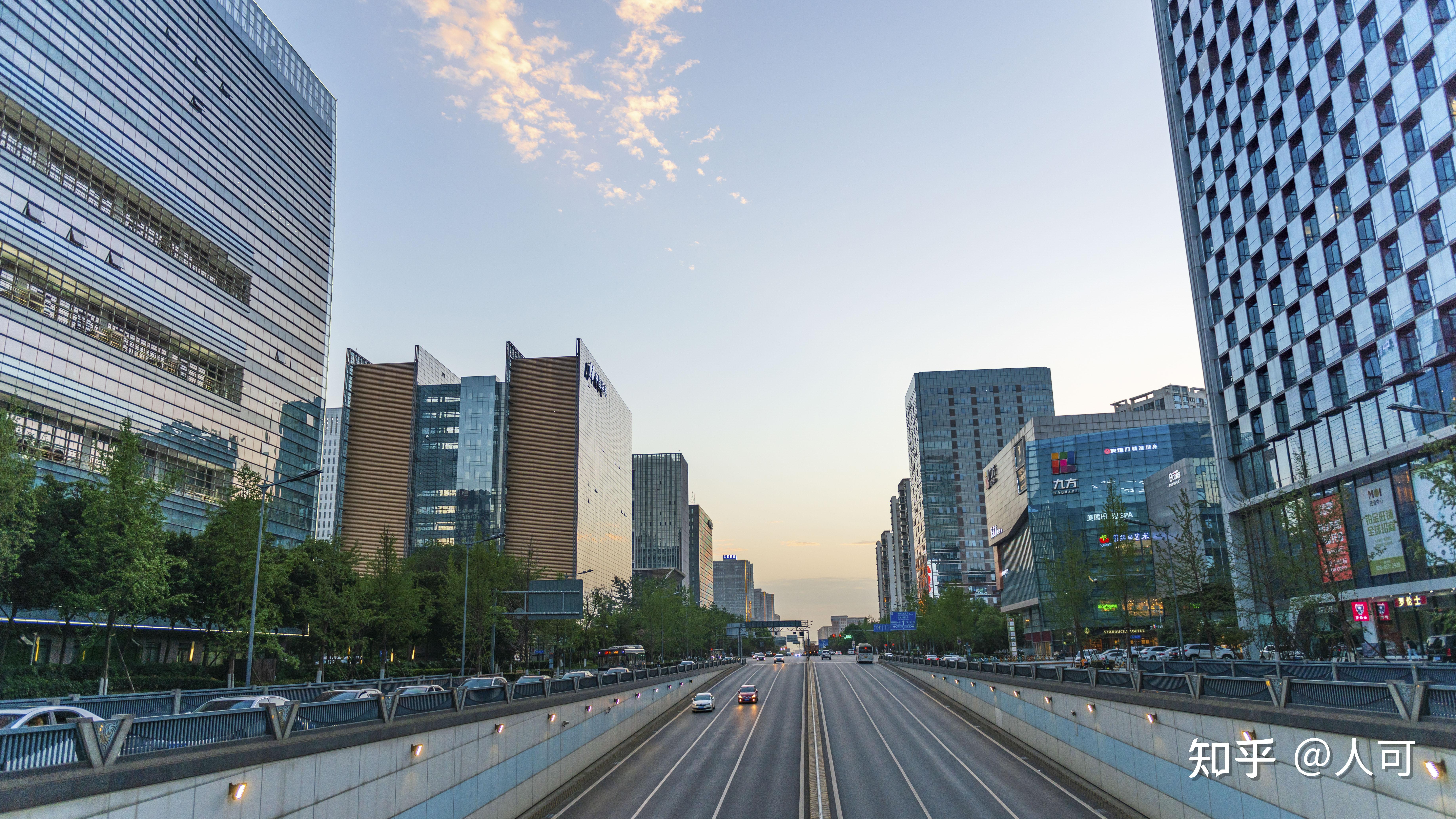 去成都旅游是自由游还是跟团游?