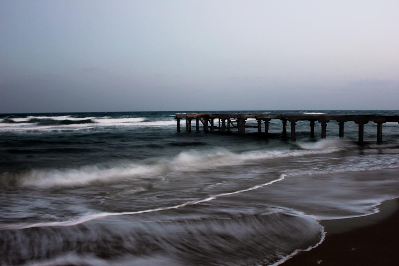 公路灌缝多少钱一米