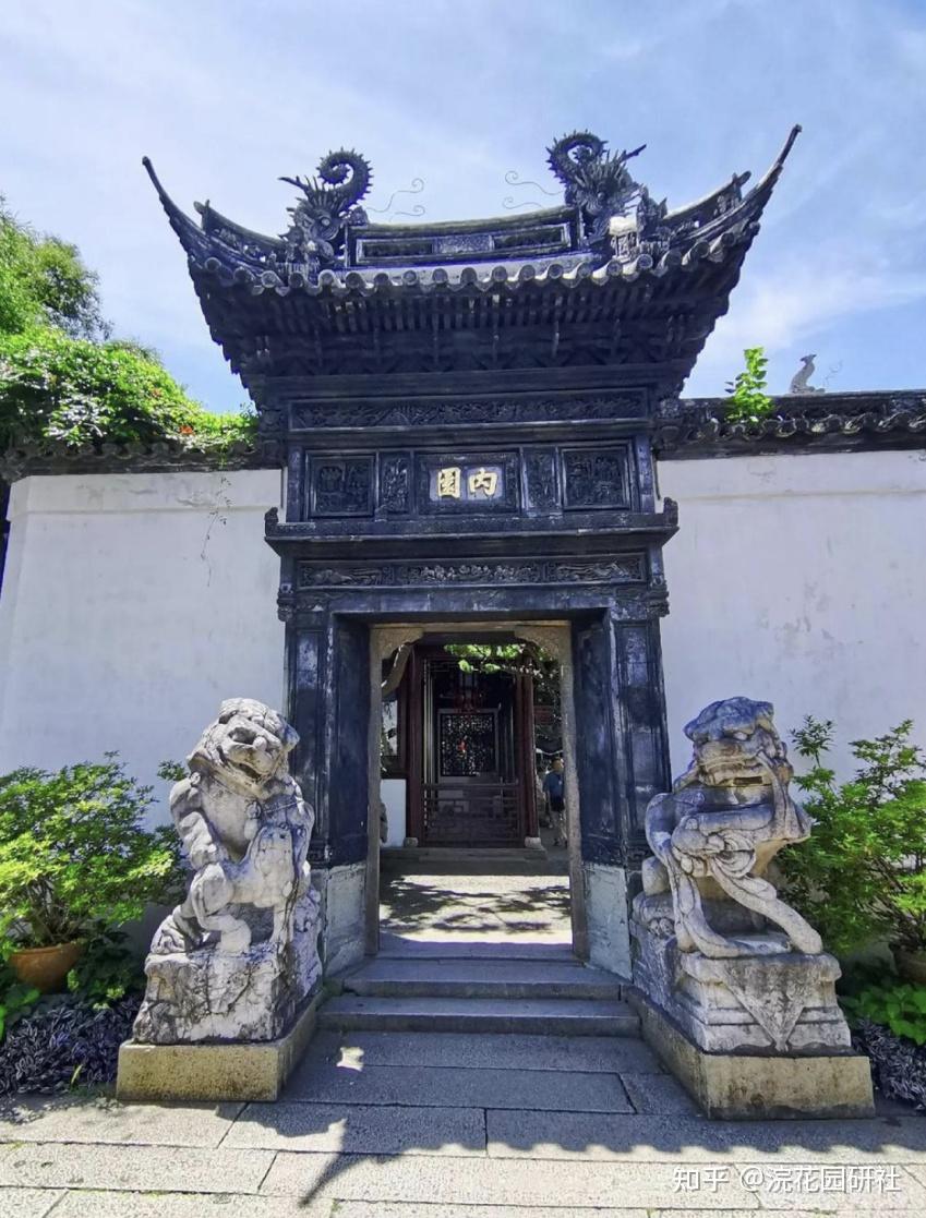 石狮子的千年守护:揭秘中华门前的威严神兽 - 知乎