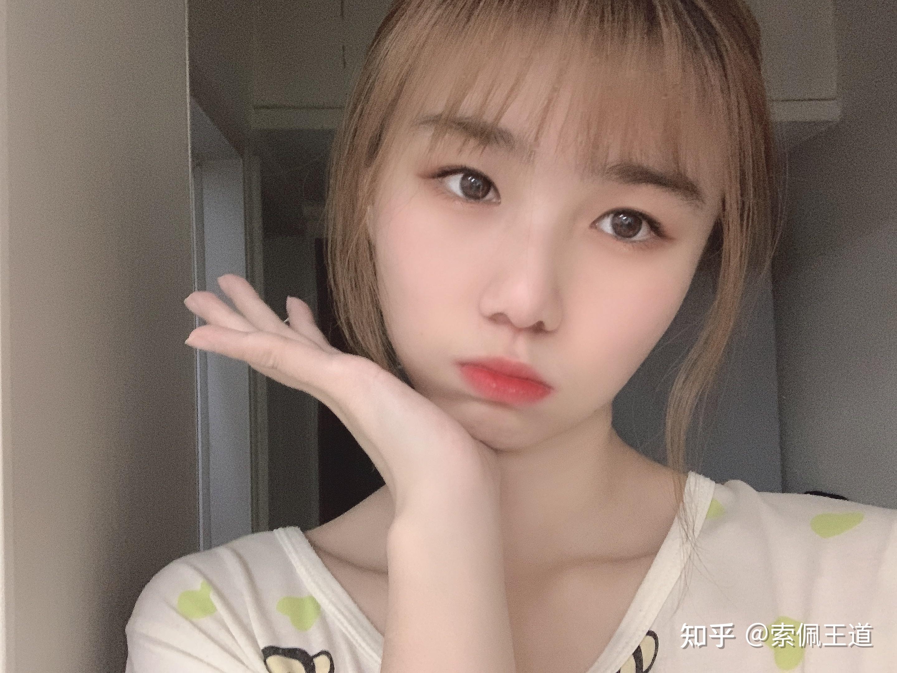 脖子长头小脸小的女生适合什么发型? - 知乎