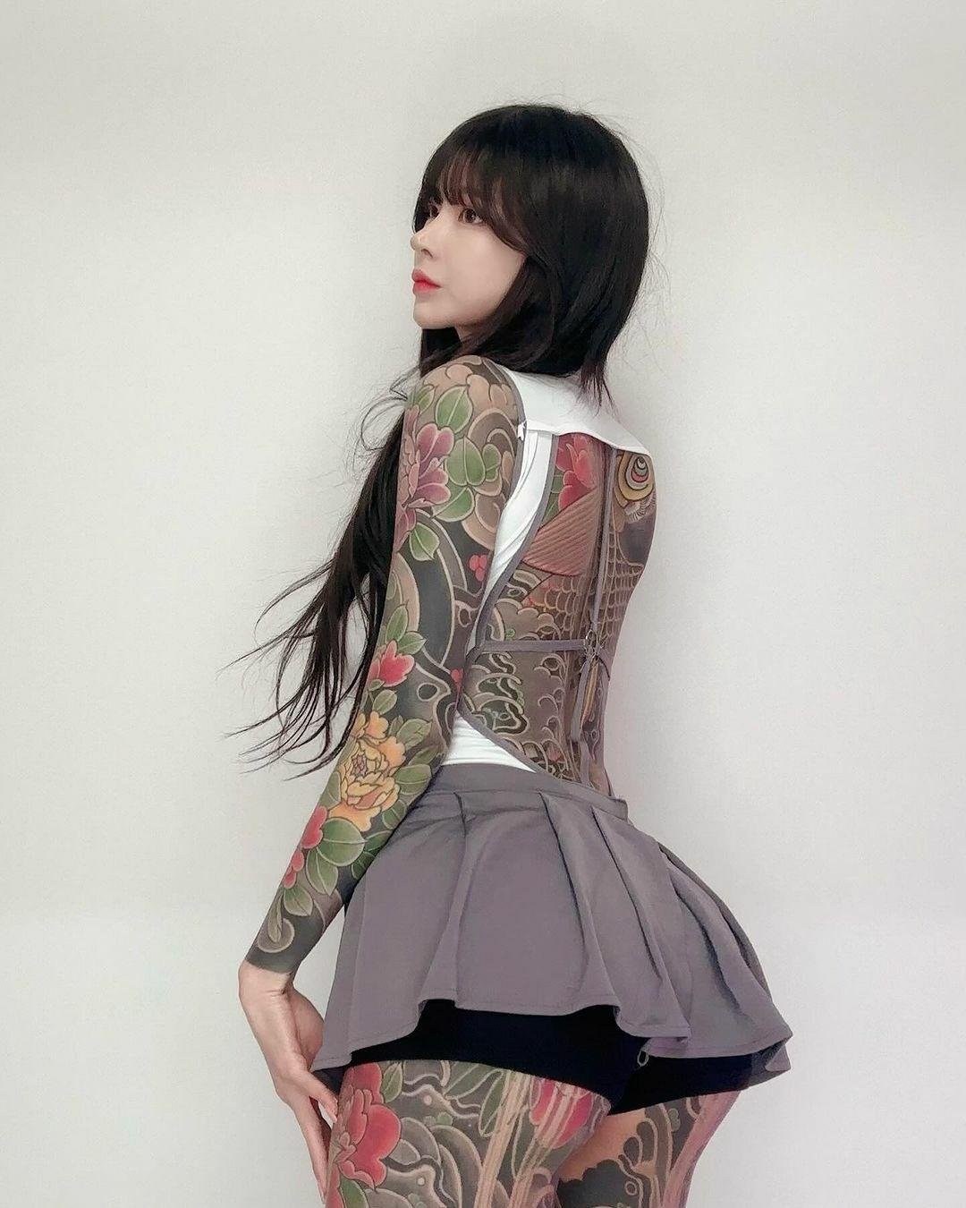 女孩子文身不行吗?