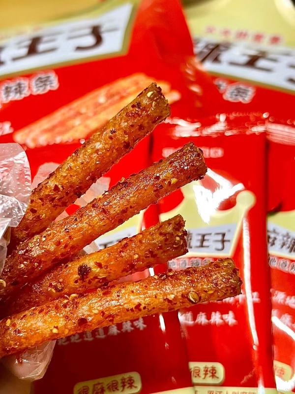 但真的很馋它~每次追剧必备零食一定会有麻辣王子!