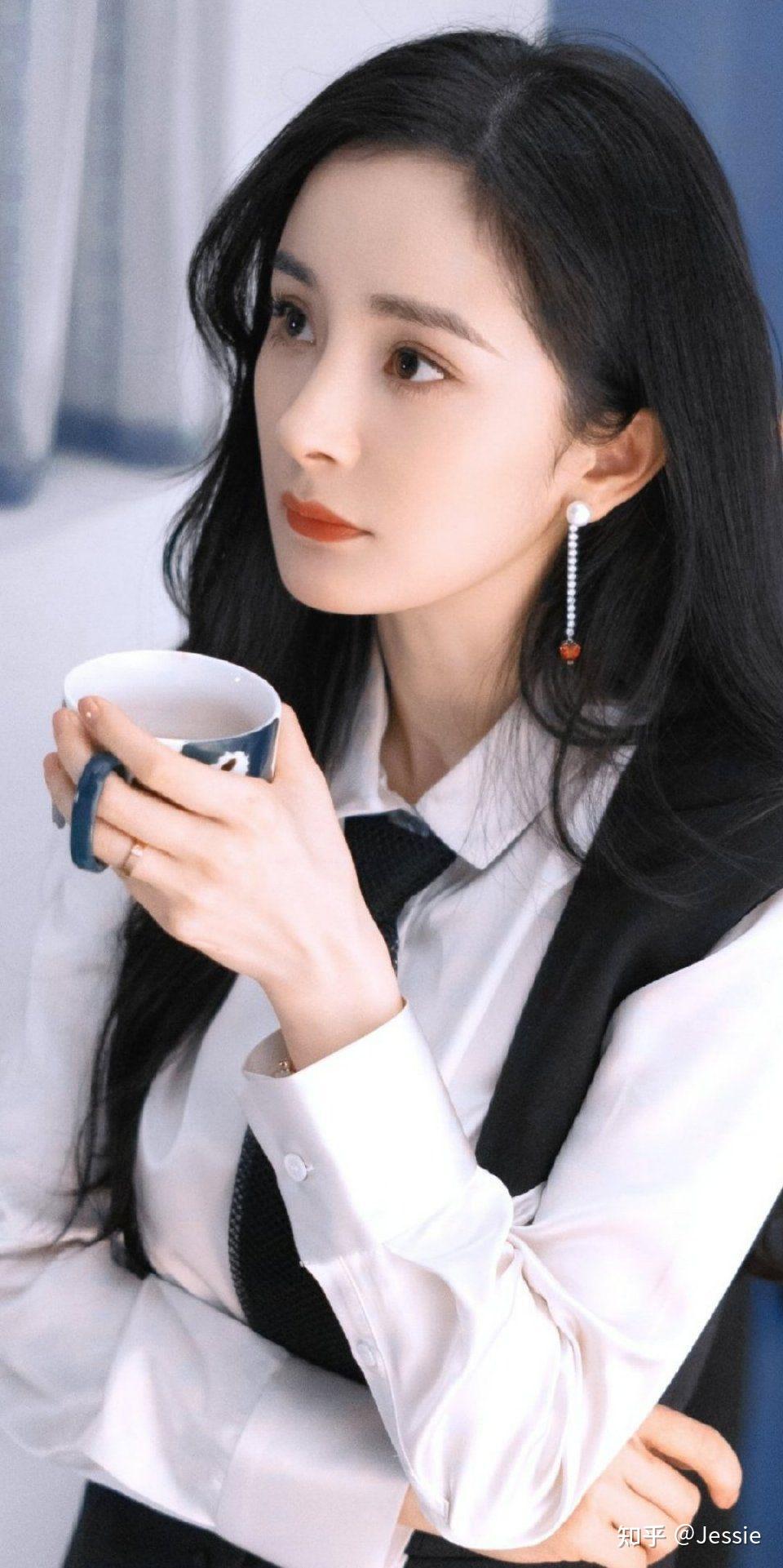 电视剧《爱的二八定律》杨幂的造型怎么样? - 知乎