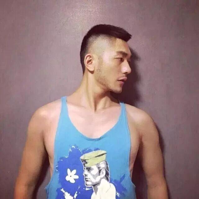 肌肉网红门槛费要5万,络腮胡健身教练,你觉得贵不贵? - 知乎