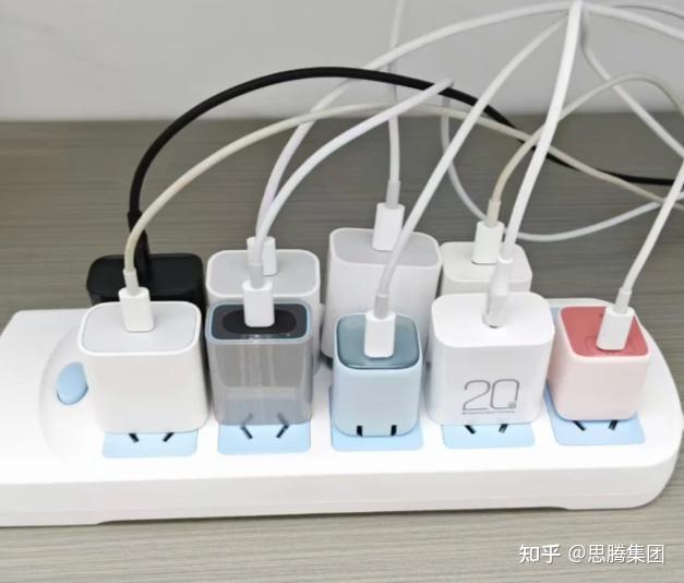 快充头怎么选?comma 45W 快充安全性解析。