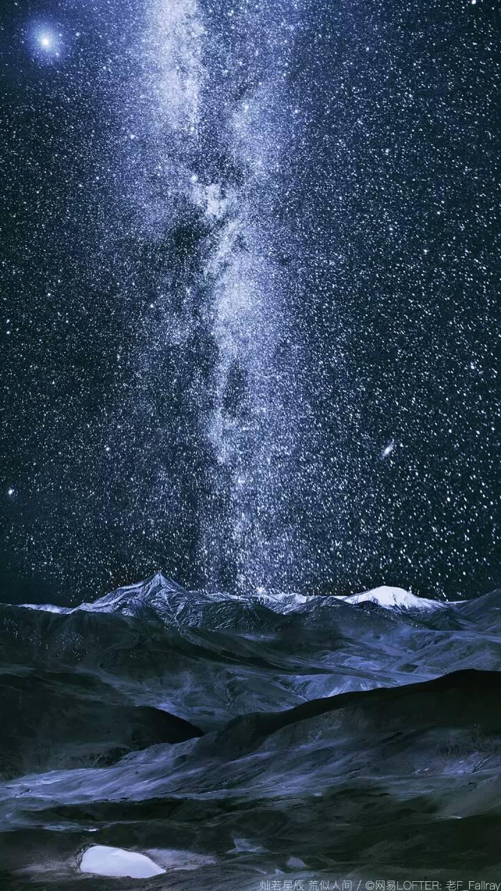 有没有那种暗色系的好看全面屏手机壁纸啊