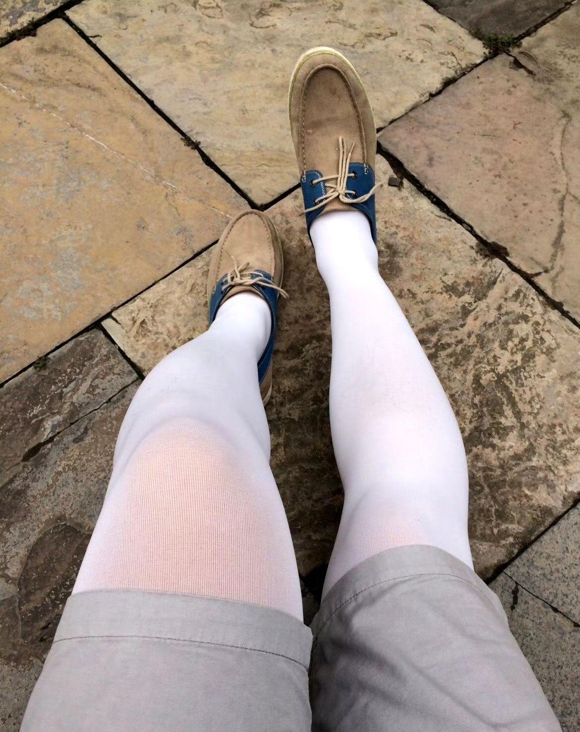 男生穿白色裤袜外出会不会投入异样的眼光? - 知乎